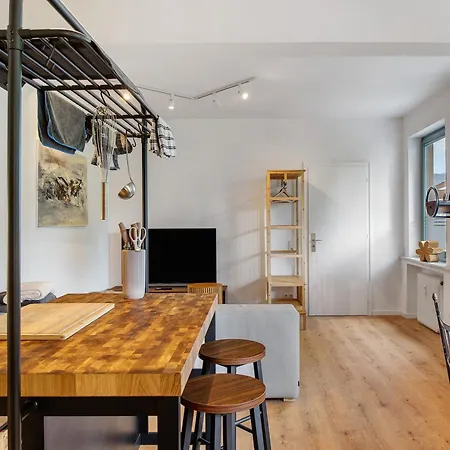 Cryo Ix Apartment